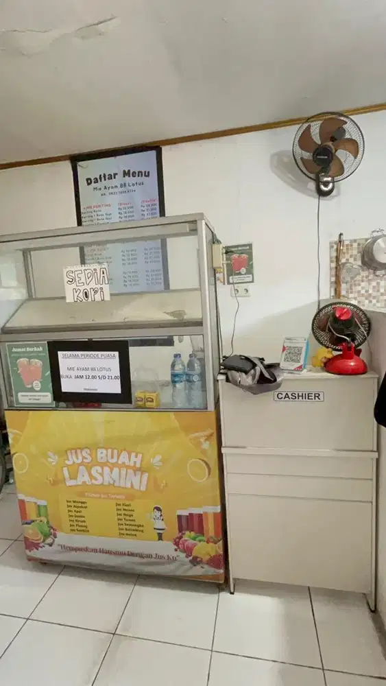 Etalase & Meja Kasir