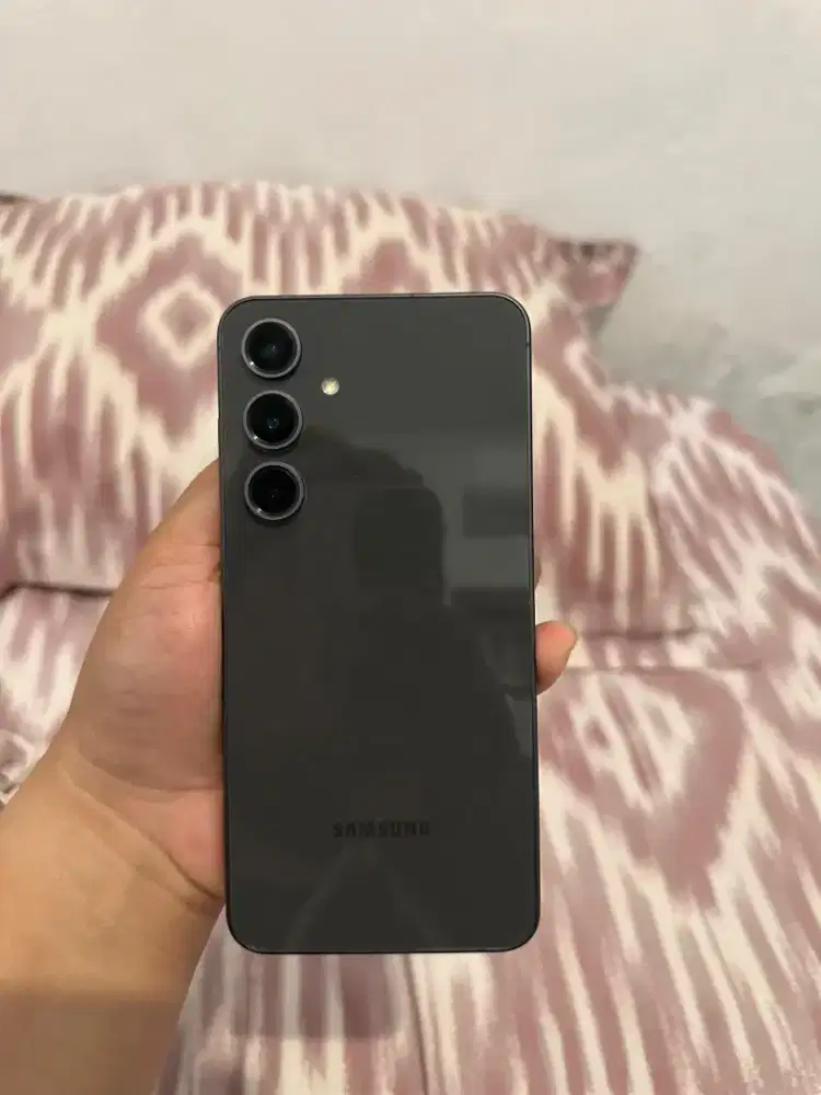 Samsung S 24FE 256gb