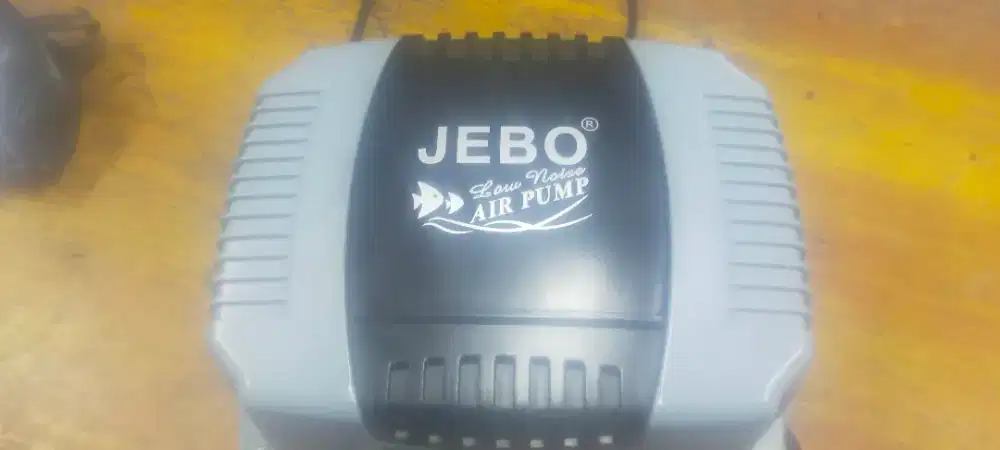 Aerator pomp ikan p100