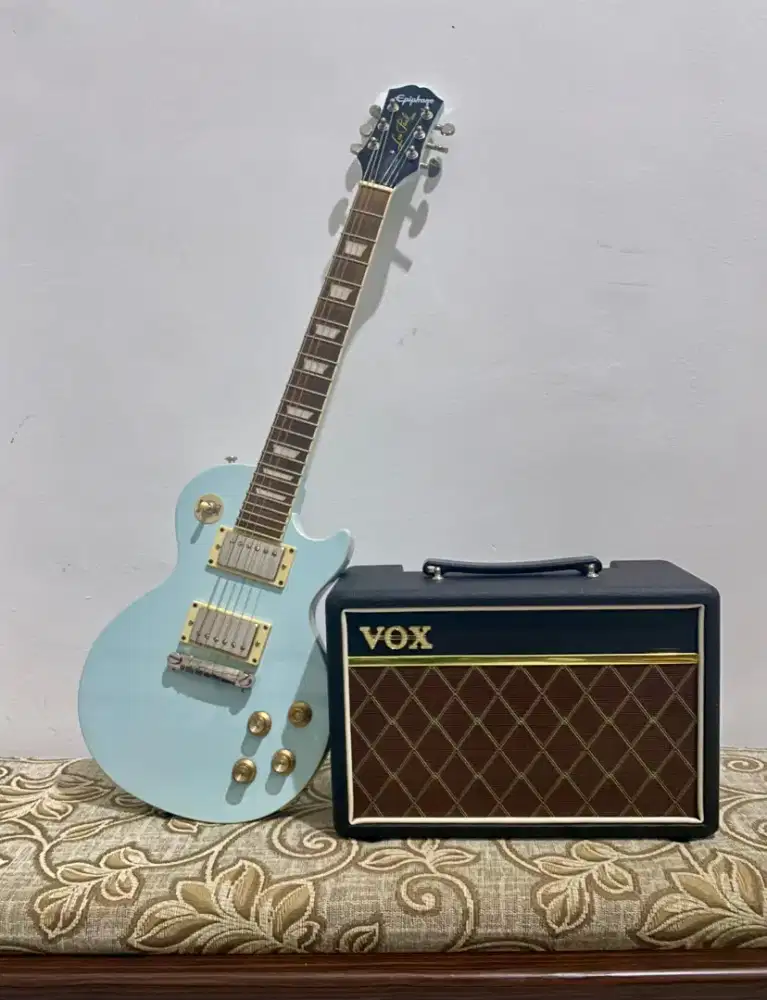 Epiphone Power Players Les Paul Ice Blue Gratis VOX Pathfinder 10