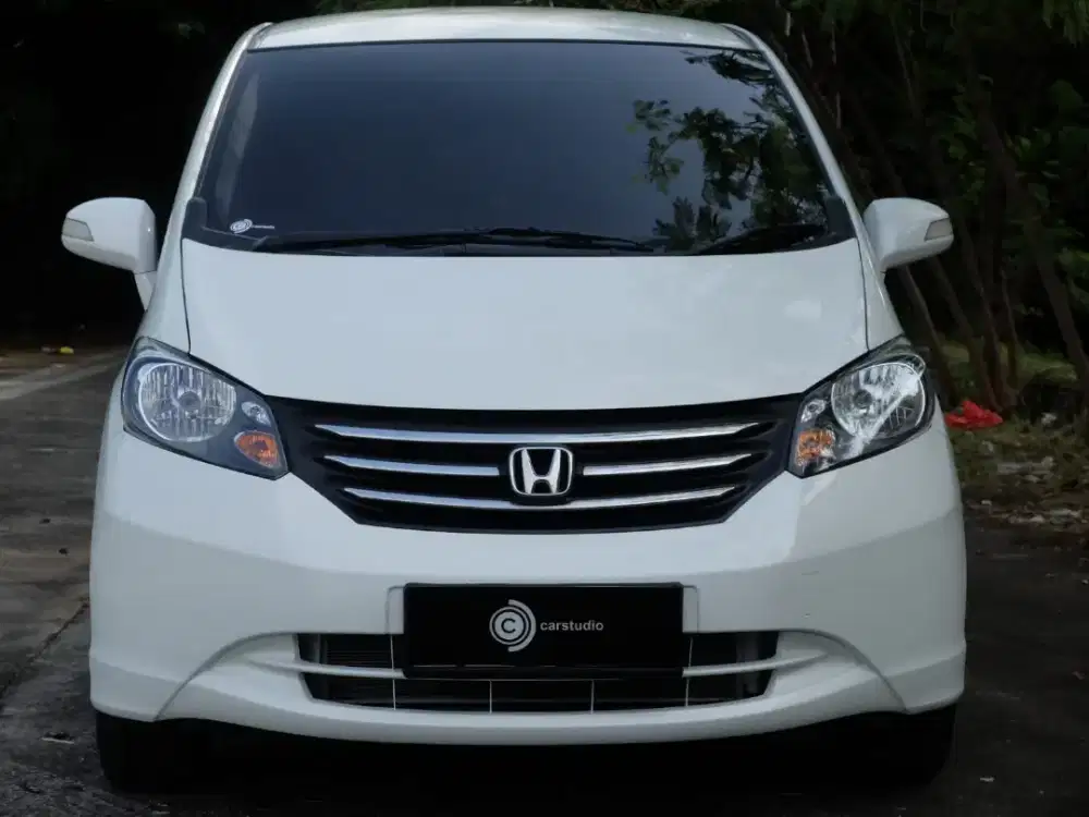[LOW KM]Honda Freed 1.5 E PSD AT 2011 Freed PSD 2011 Freed 2011 Freed
