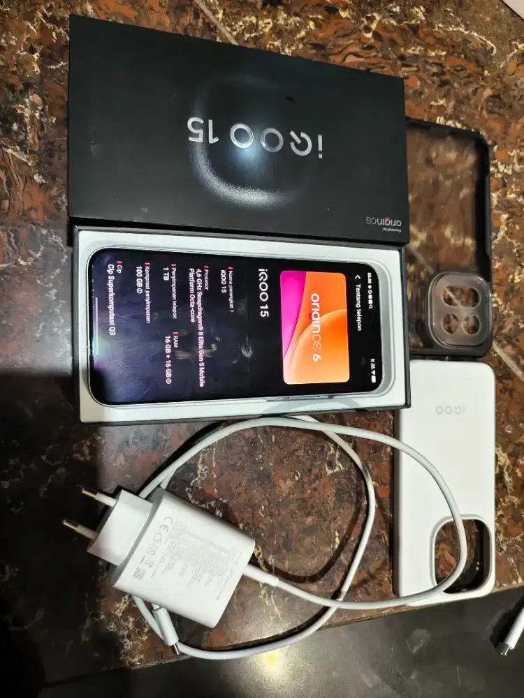 Vivo iqoo 15 16/1TB fullset garansi on panjang