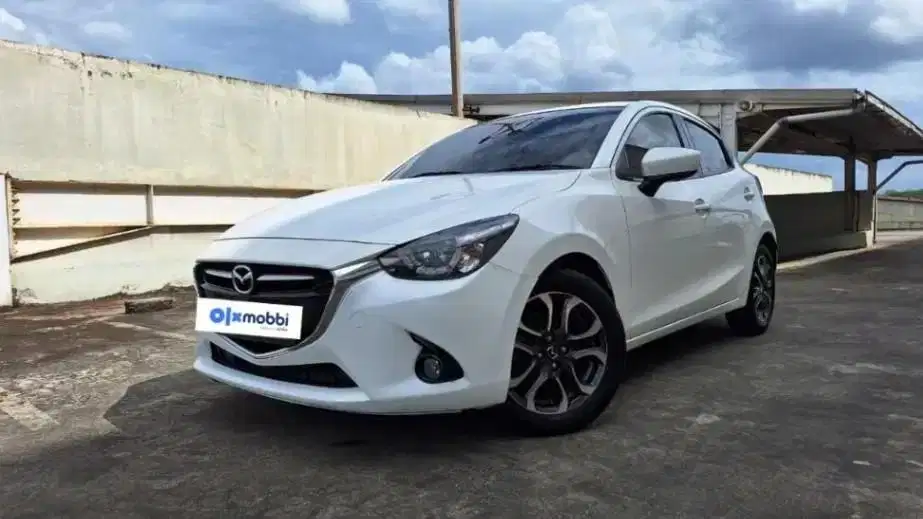 PROMO Low Angsuran Mazda 2 1.5 Skyactiv Bensin-AT 2015 TVN