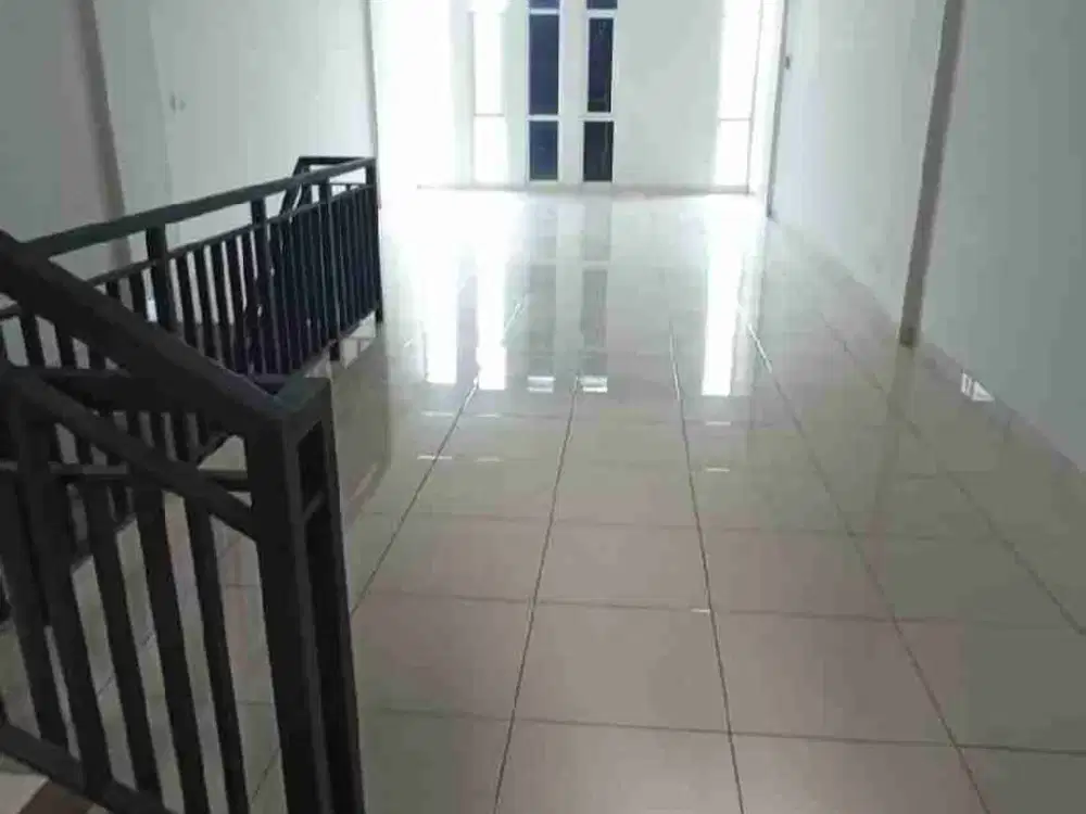 Dijual dan Disewakan Ruko Cepat Lokasi Strategis 3 Lantai Lokasi Strategis Siap Bikin Usaha