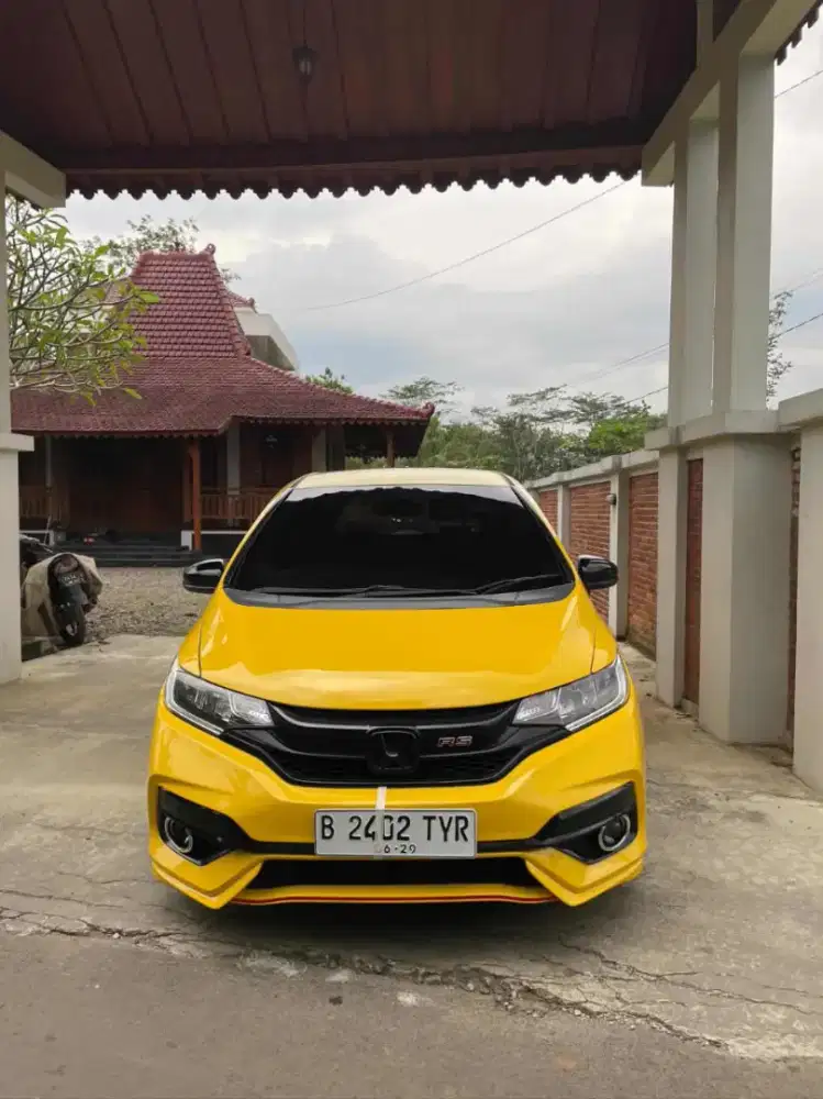 honda jazz rs cvt at