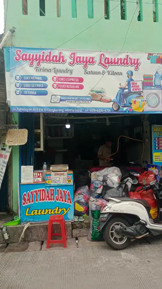 Dibutuhkan karyawan laundry berpengalaman