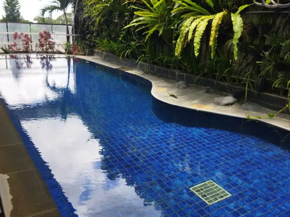 JUAL HOTEL BINTANG 3 DI PUSAT KOTA BANDUNG JALAN OTO ISKANDAR DINATA - ASTANA ANYAR