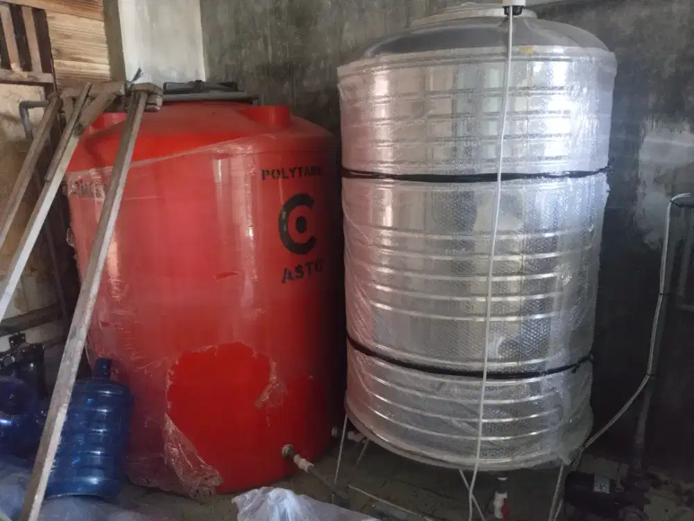 Depot air minum isi ulang