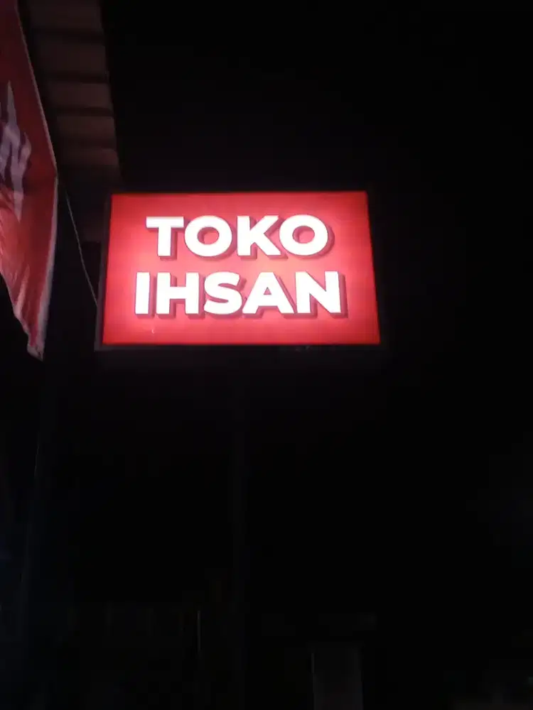 Karyawati mini market