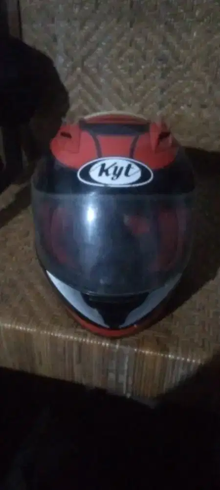 Dijual helm bekas