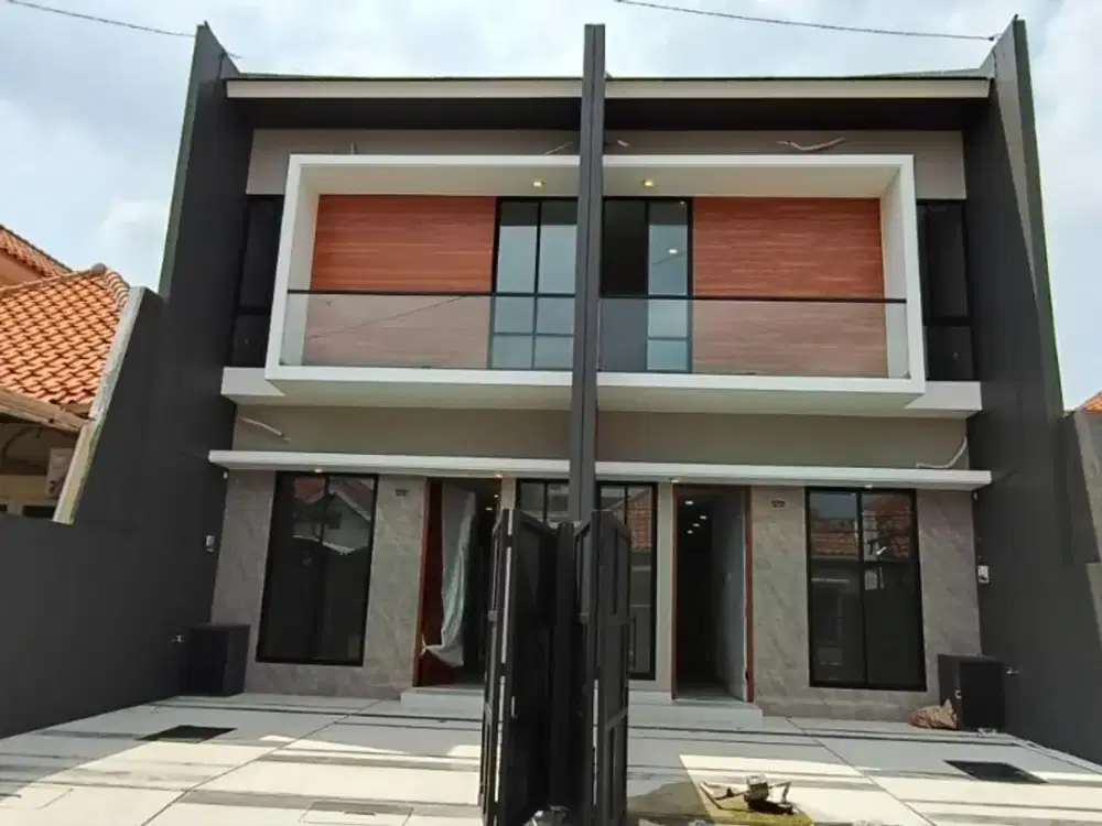 Rumah Baru gress dekat tengah kota dekat kampus stesia ITS dan galaxy mall wisma mukti dekat manyar surabaya