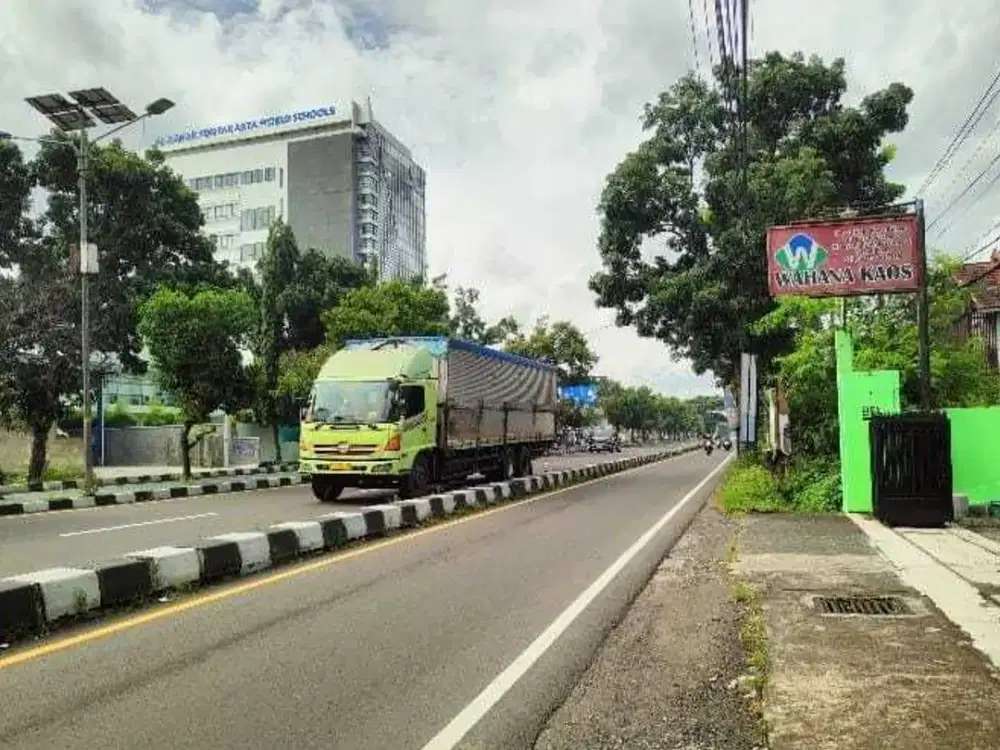 Gudang dan Kantor Tepi Jl. Raya Ringroad Dekat AL AZHAR