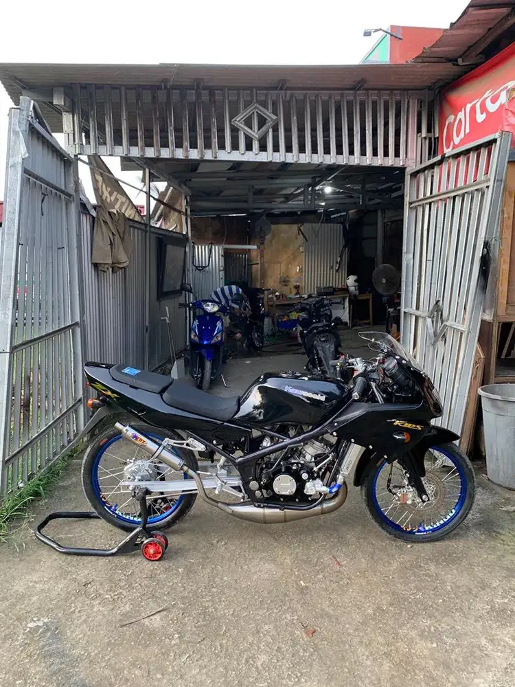 Kawasaki ninja RR old