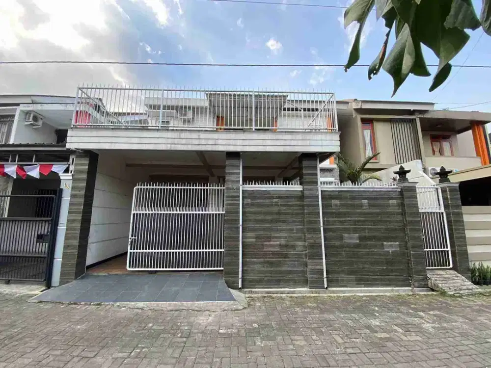 Rumah mewah 2 lantai perum dekat hotel Braling Purbalingga