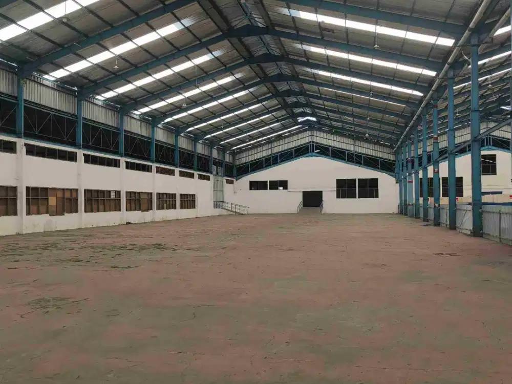 GUDANG PREMIUM STRATEGIS DI CAWANG, JAKARTA TIMUR