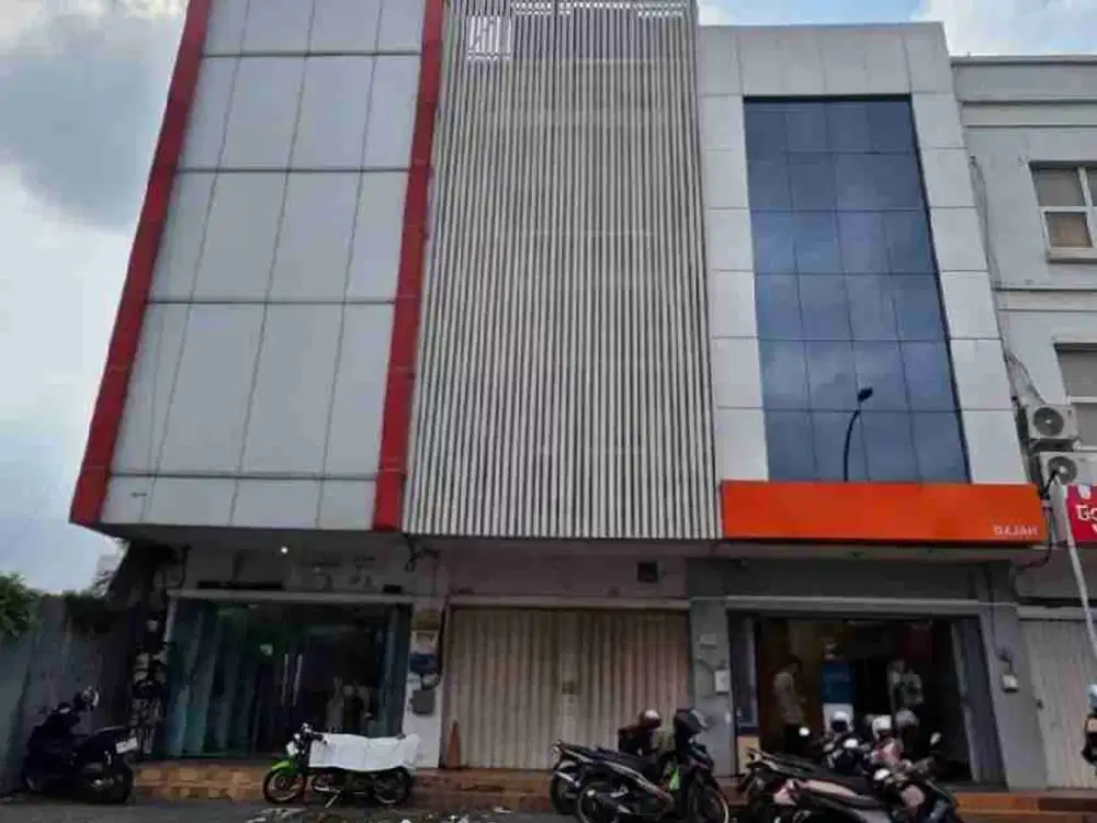 Ruko Tengah Kota 3 Lantai di Ruko Mutiara Gama Gajah Semarang Timur