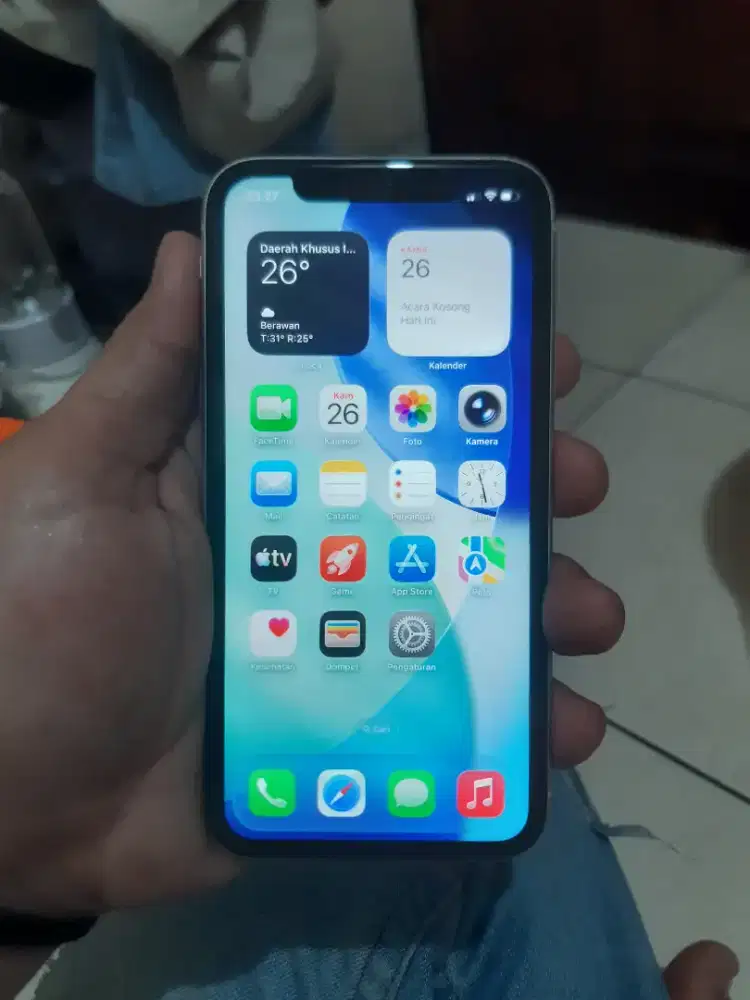 Iphone 11 256gb ibox nego tipis
