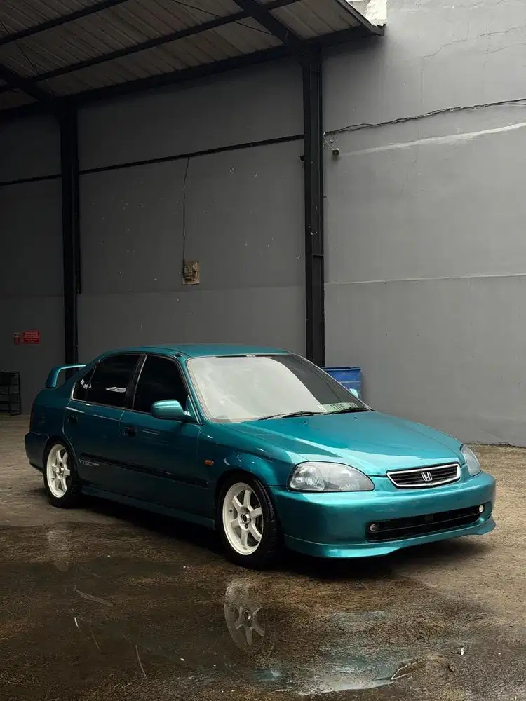 DIJUAL CEPAT HONDA CIVIC FERIO 1996 MT