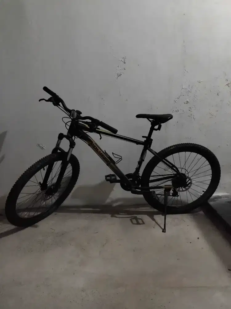 Sepeda Gunung MTB 27.5 Polygon Cascade 4