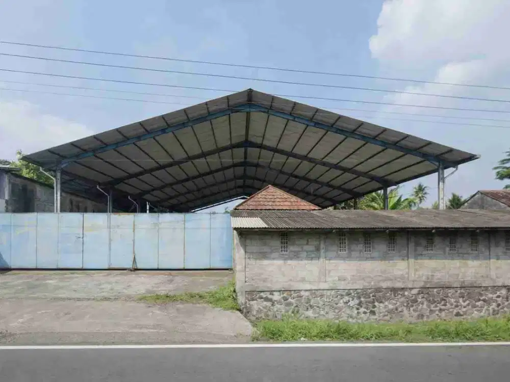 disewakan gudang luas dan siap pakai, kontainer bisa masuk.