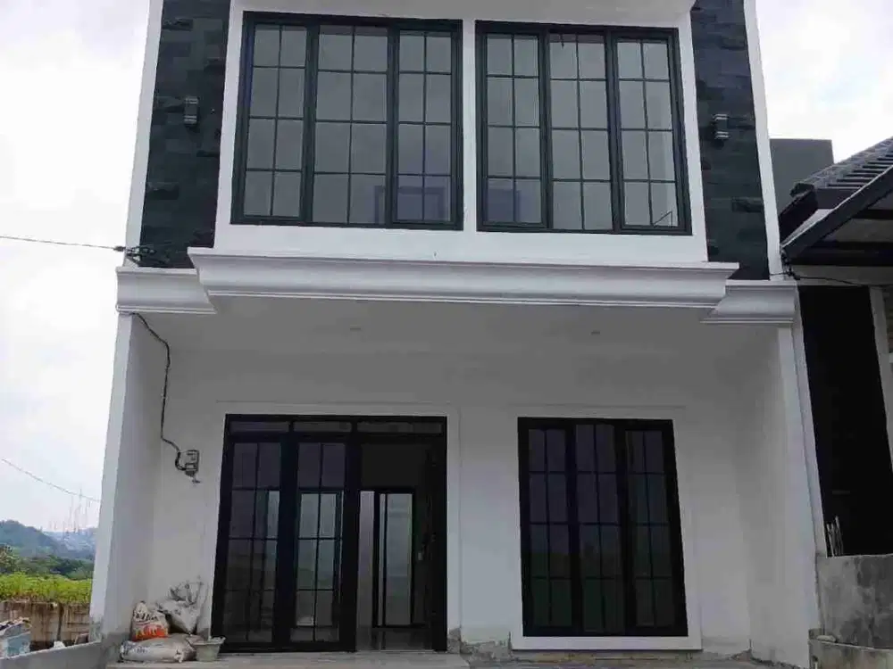 Rumah SIAP HUNI Dekat UNDIP View CITY LIGHT di Mangunharjo TEMBALANG