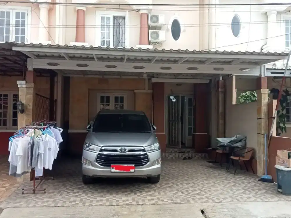 BU rumah Raffles hills Cibubur semi furnish Kawasan elit