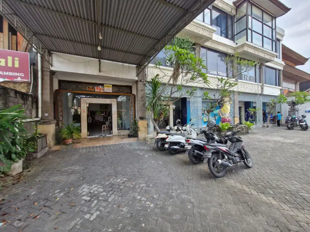 Ruko 3 Lantai Persis depan Gusto Renon