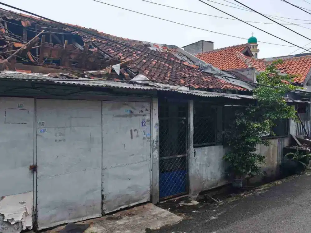 Dijual  murah rumah hitung tanah cengkareng barat ,jalan lebar 2 mobil BU