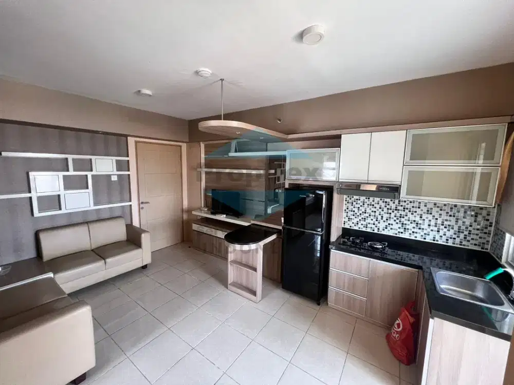 DISEWAKAN APART. EDUCITY - YALE