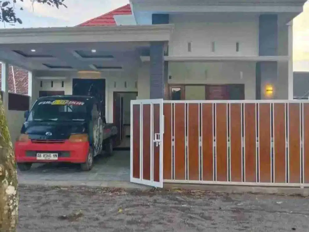 Rumah cantik, strategis, pemilik BU lokasi di barat univ PGRI yogyakarta dkt UMY, STIE HAMFARA, BSI