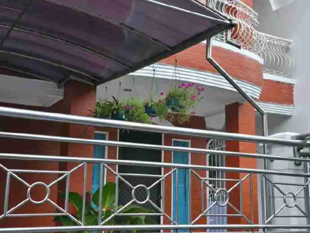 Rumah Siap Huni di Permata Buana Jakarta Barat