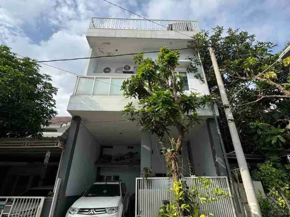 Dijual Rumah 2 Lantai Green Semanggi Mangrove