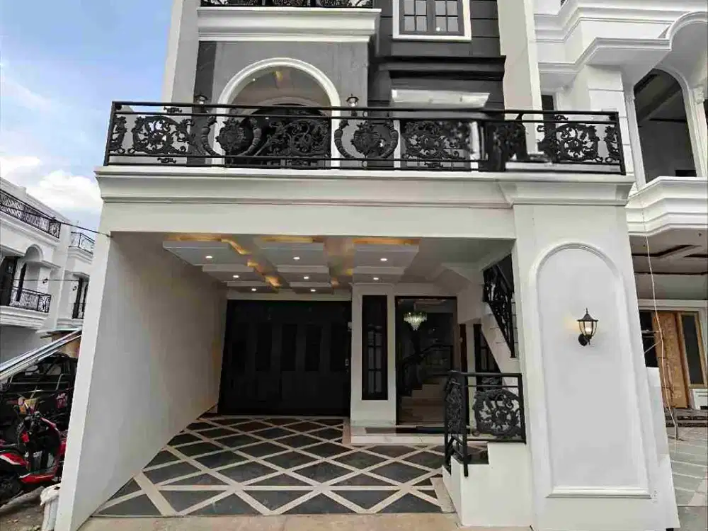 RUMAH TOWN HOUSE DIJAGAKARSA JAKARTA SELATAN