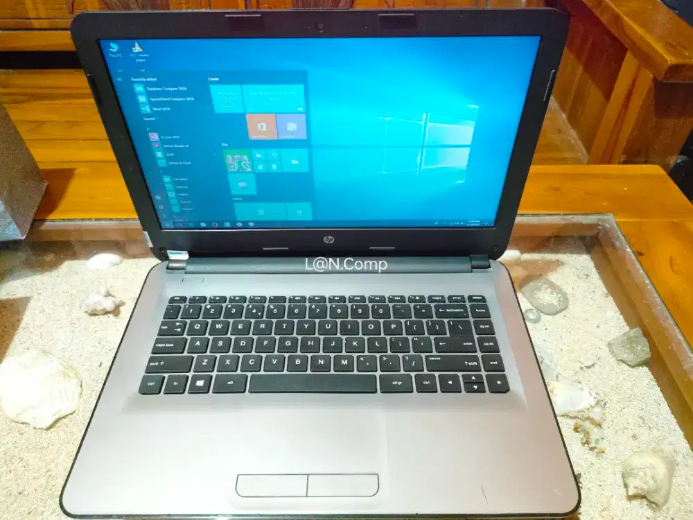 Laptop hp 14 inci Normal