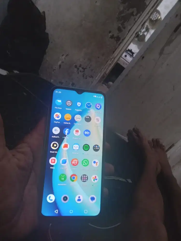 dijual cepat relmi c33 nominus ram 4 ,/64