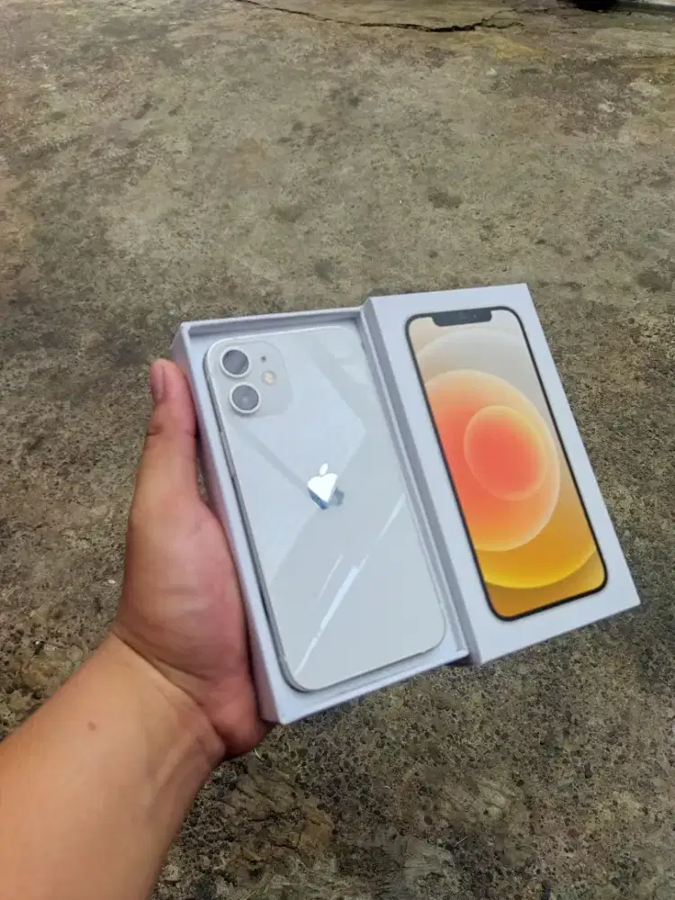 iPhone 12 mini 64gb white