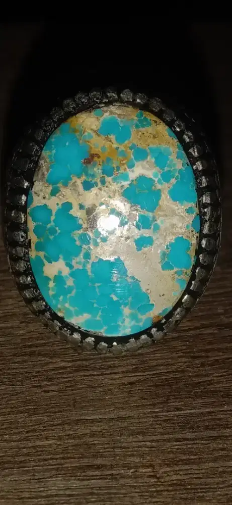 Batu pirus Persia biru