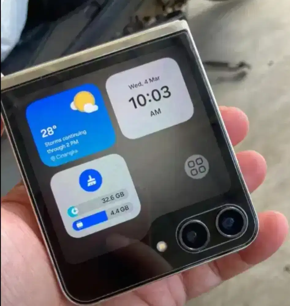 Z flip 5 8/256gb (white)