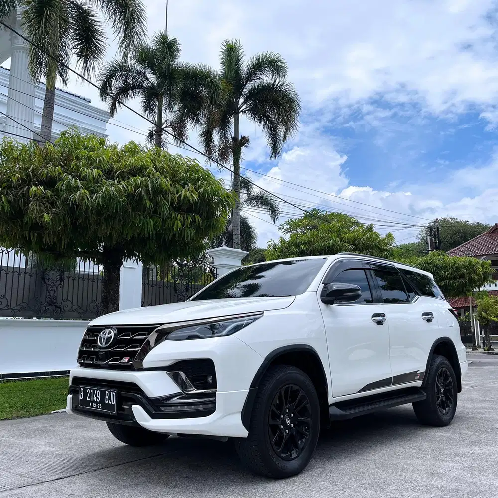 Fortuner vrz 2.4 gr sport 2021 istimewa