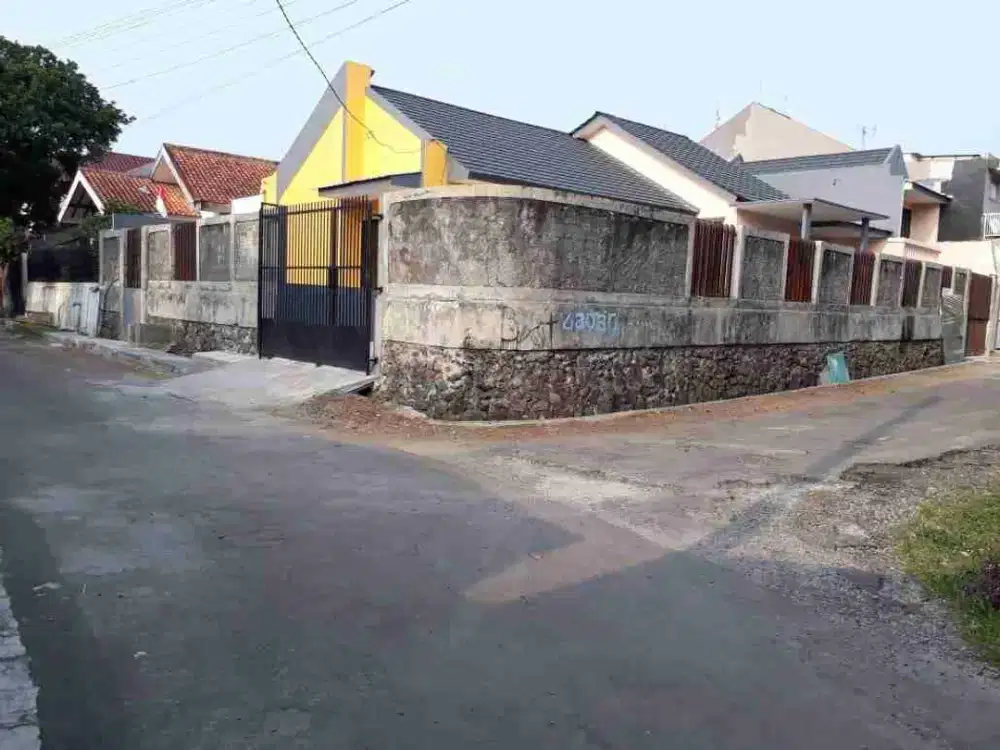 Dijual dan Sewa rumah di Baranang Siang Indah.Bogor Timur.
