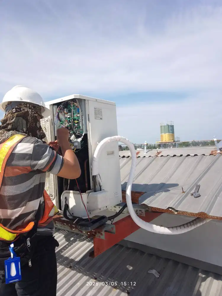 Teknisi AC Dan Asisten AC