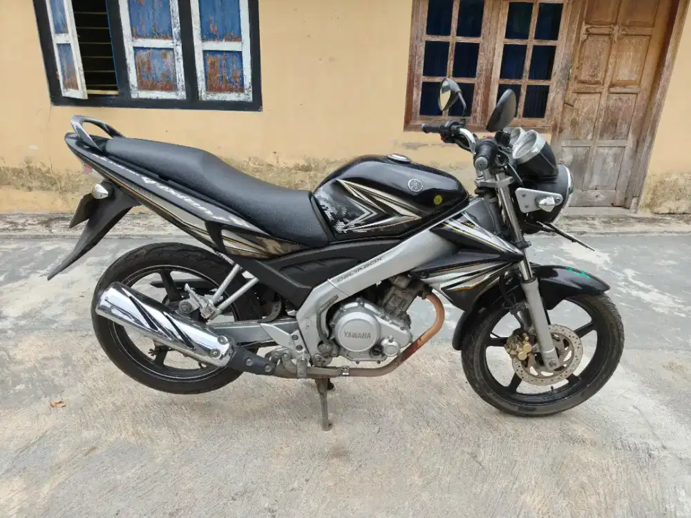 Yamaha Vixion THN 2009 plat AB kota