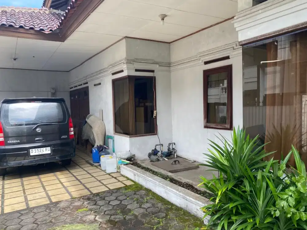 Rumah siap huni dengan Lebar (Muka 21m) di Turangga Buahbatu – Bangunan Kokoh & Terawat
