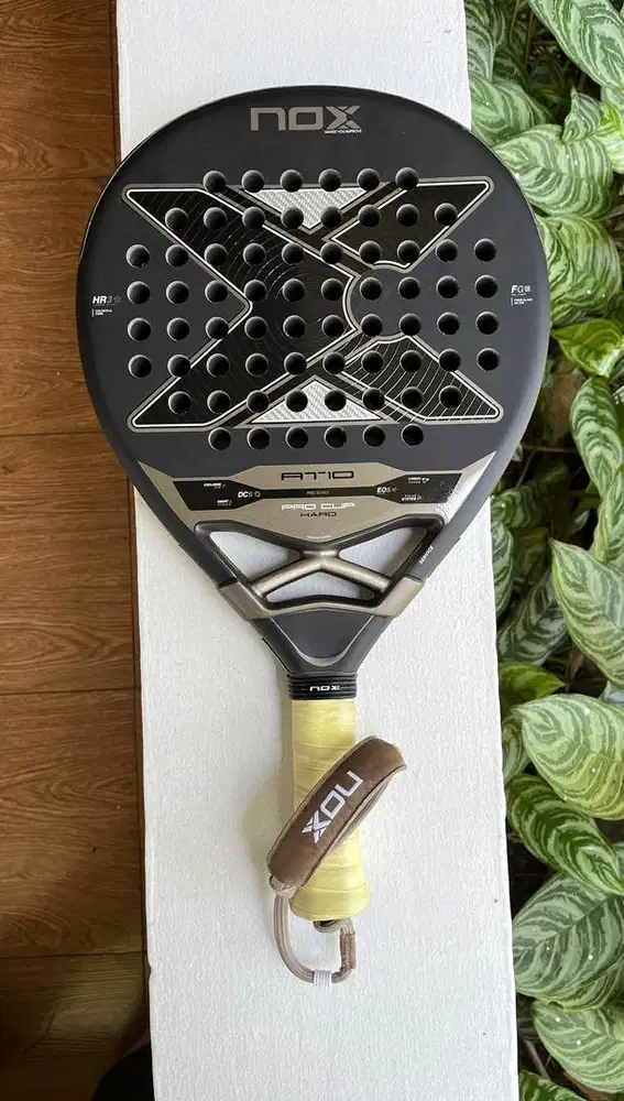 Raket Padel NOX AT 10 Pro Cup Hard 2026 by Agustin Tapia