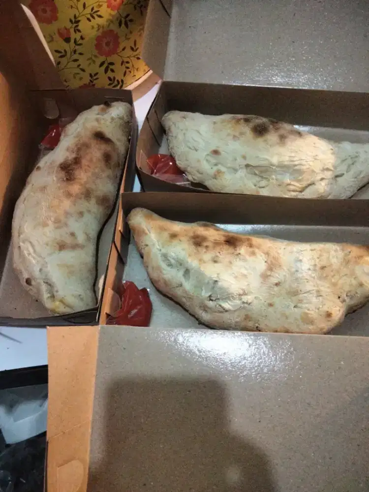 Dibutuhkan lowongan pekerjaan karyawan karyawati penjaga stand makanan