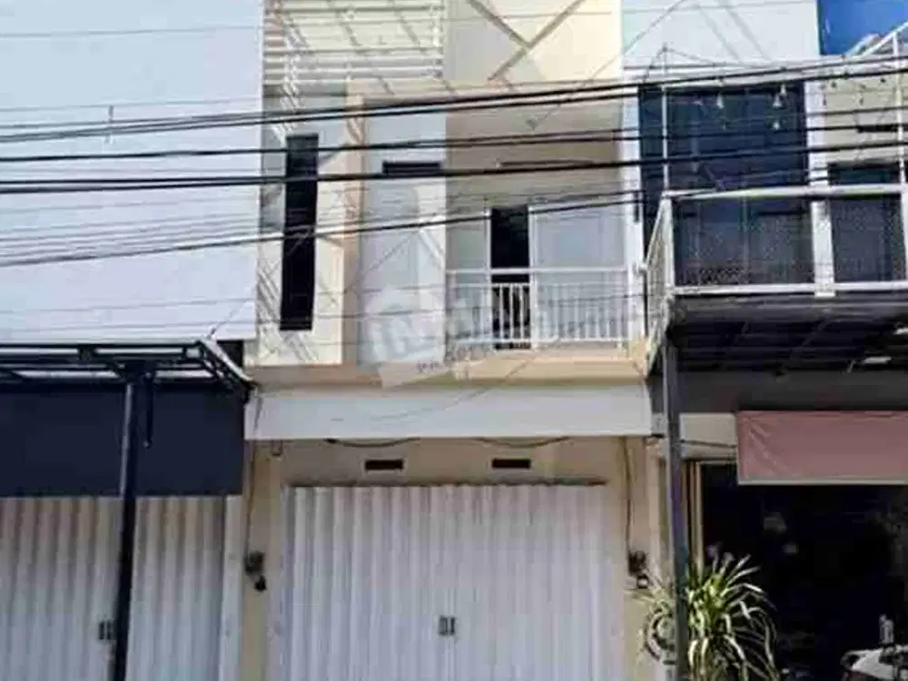 Ruko 2 lantai Hanya 100 meter dari Pasar Tawangmangu Traffic ramai