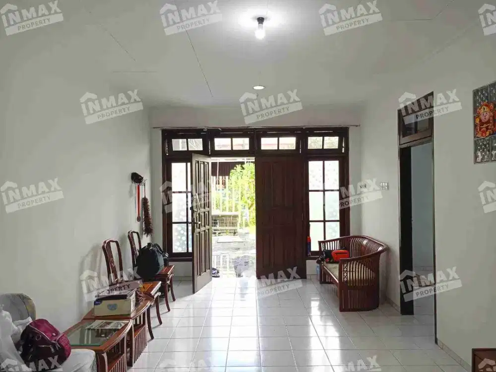Rumah Darmo Permai  Utara Surabaya 3 Kamar Tidur Dekat Papaya Fresh Galery dan Ciputra World