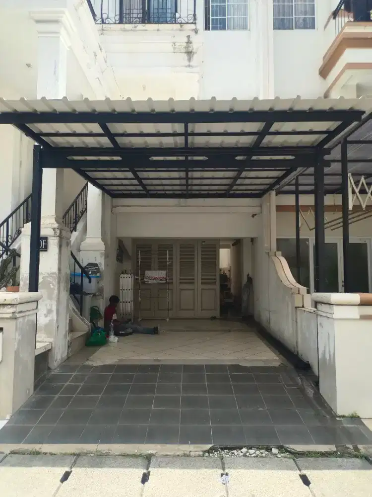 Pasang atap alderon kuat dan kokoh