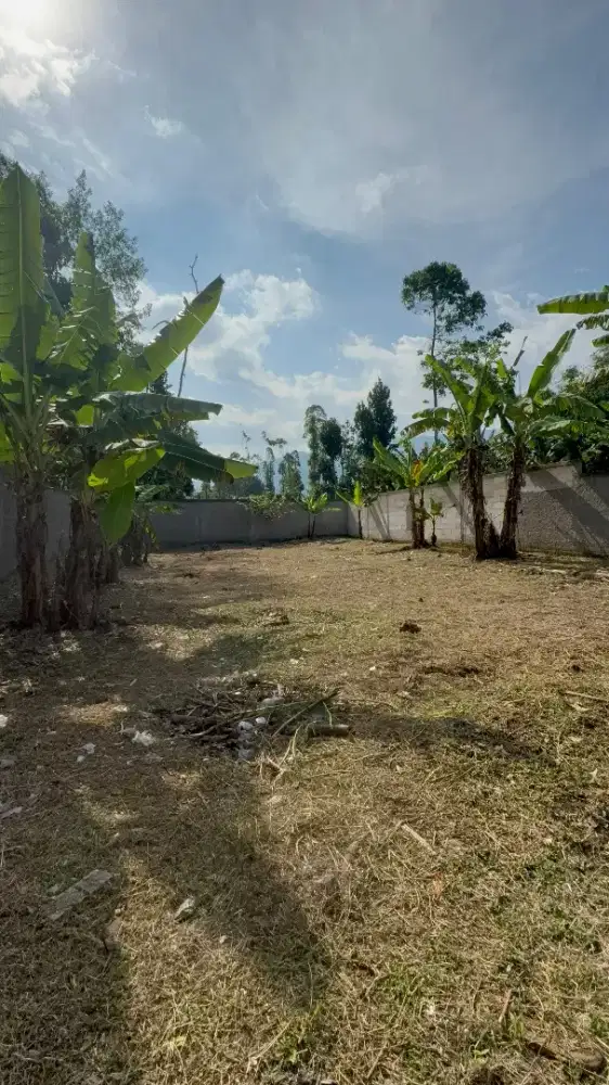 Dijual sebidang tanah diperum alkausar samarang garut