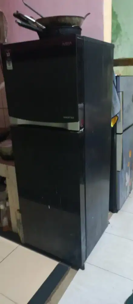 Kulkas Aqua Inverter